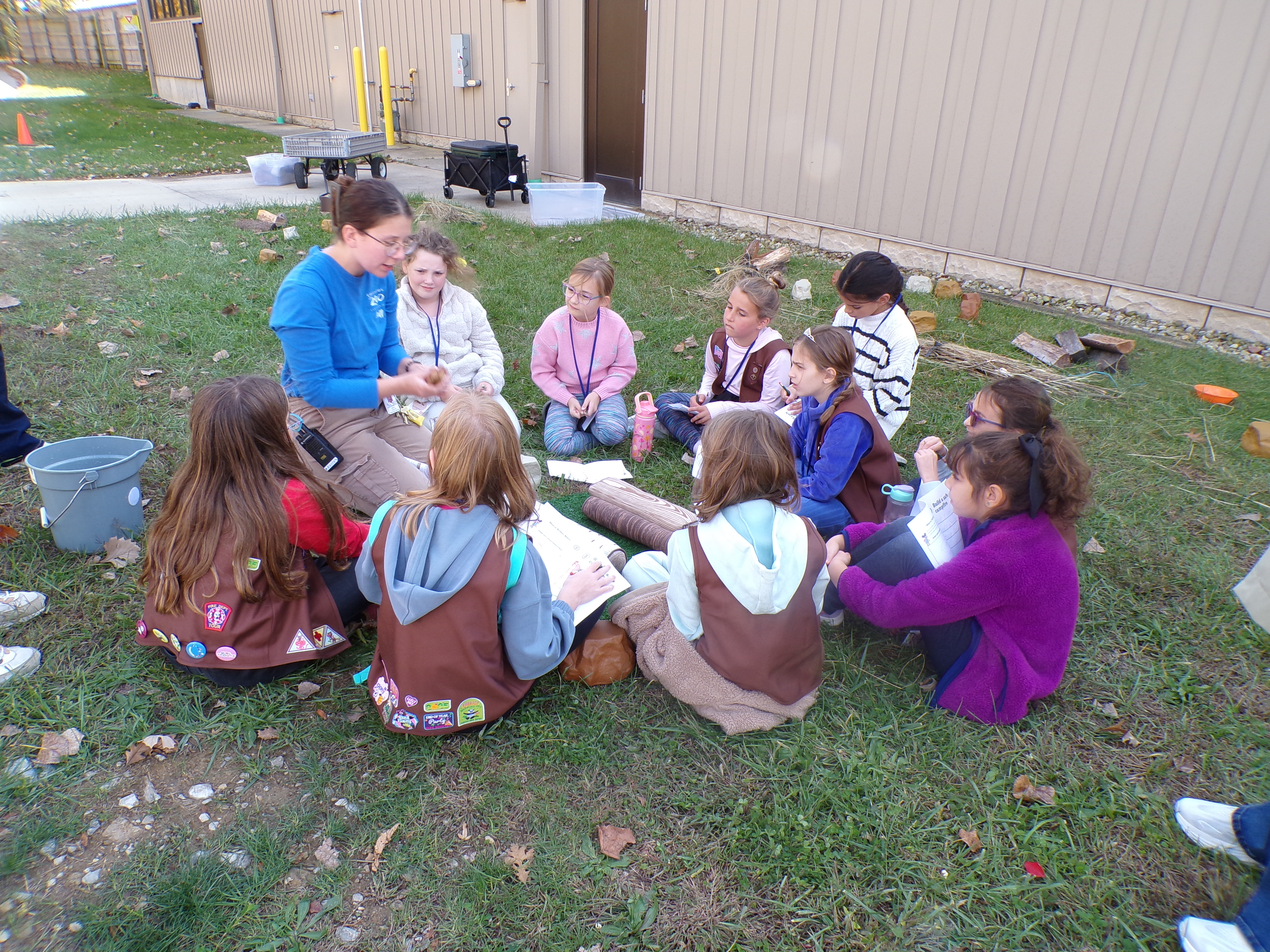 zoo team member giving presentation to children