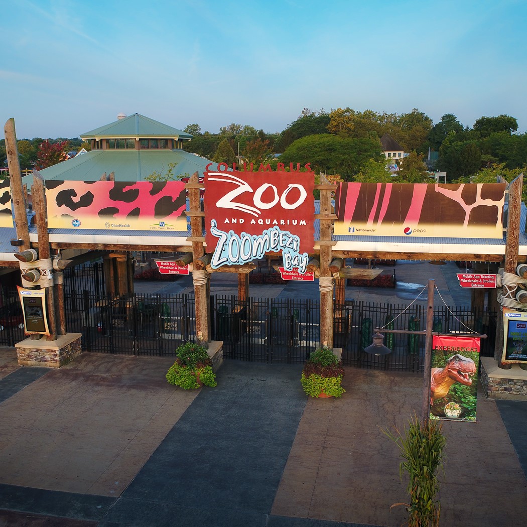 Columbus Zoo front gate