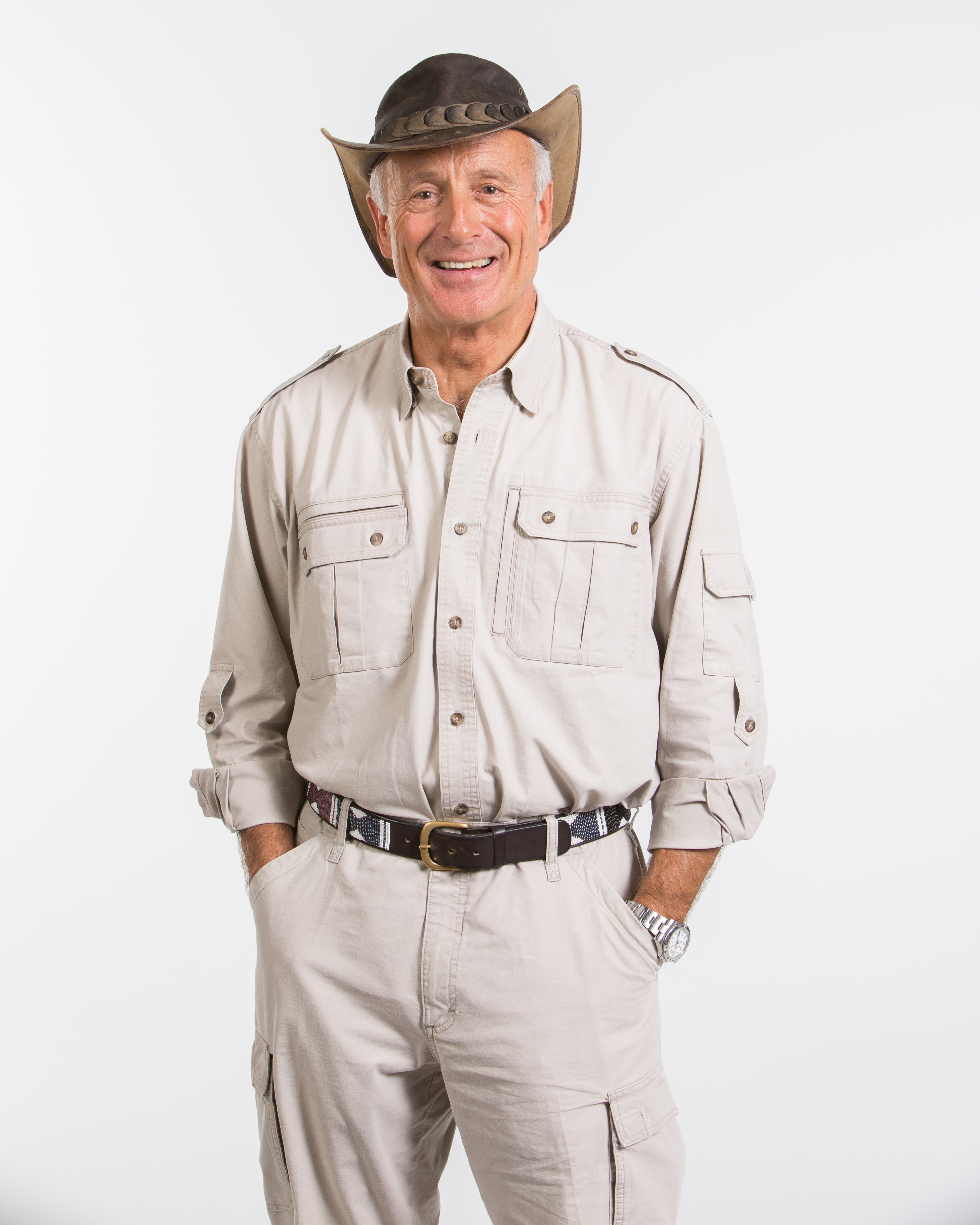 Jack Hanna posing for photo at the Columbus Zoo