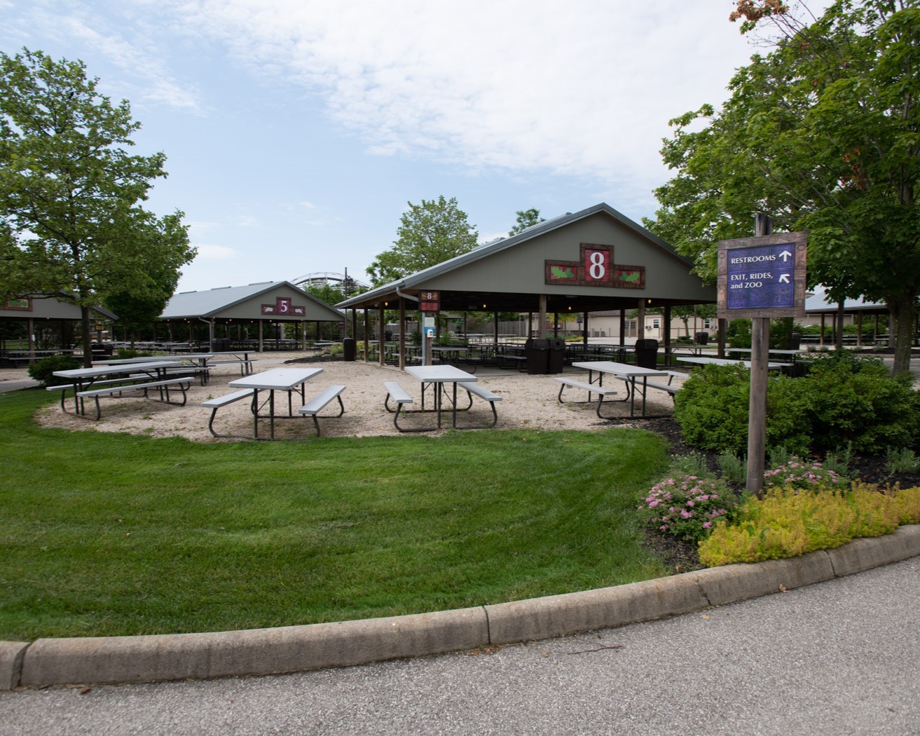 picnic shelters at the zoo