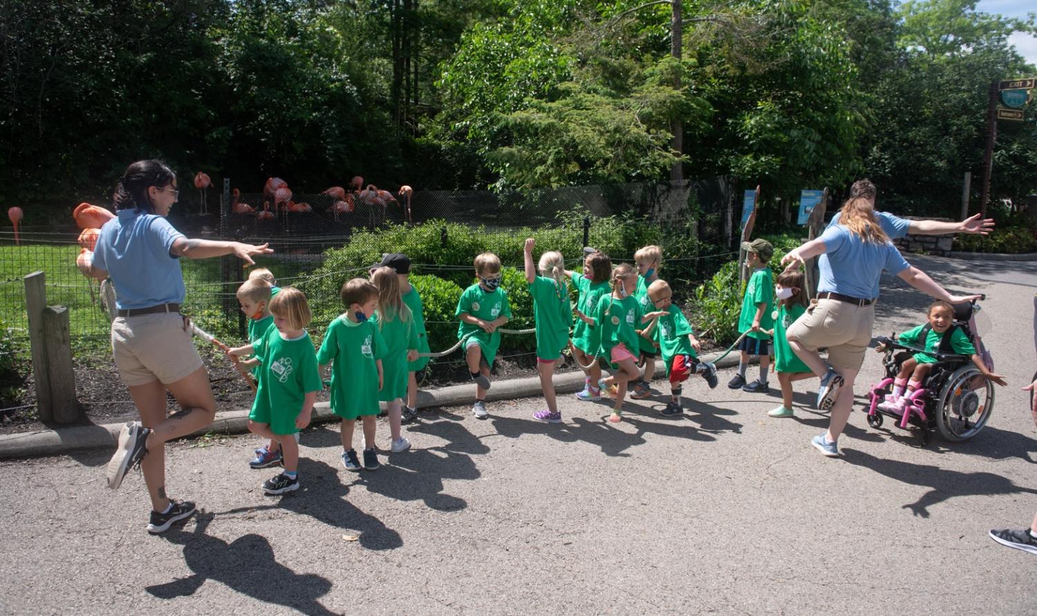 kids at zoo