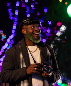 zoo guest at holiday event