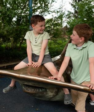 children on statue