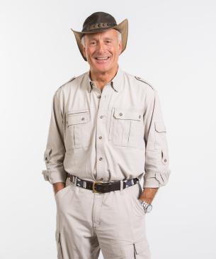 Jack Hanna posing for photo