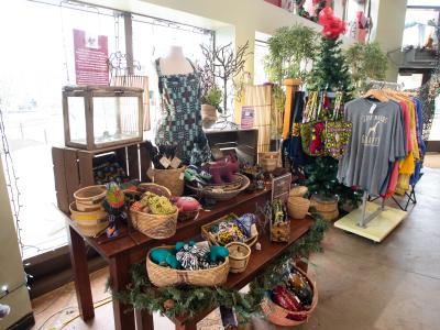 Food and Shops Columbus Zoo and Aquarium
