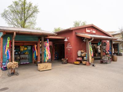 Mudiwa Village Gift shop