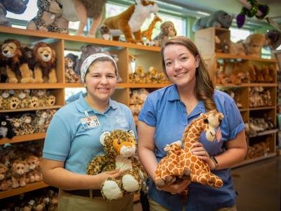 Employees in Columbus Zoo Junior Marketplace