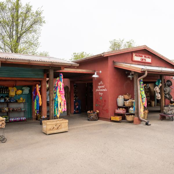 Mudiwa Village Gift shop