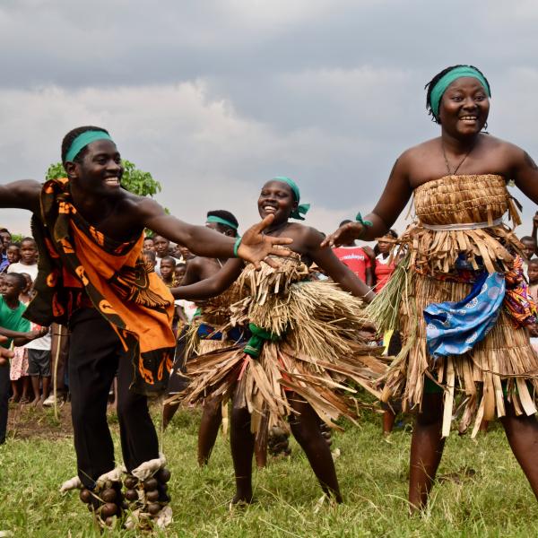 New Nature Foundation dancing for conservation